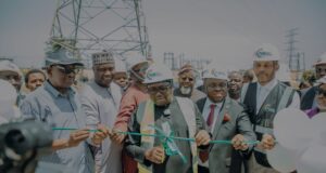 Minister of power cutting project ribbon